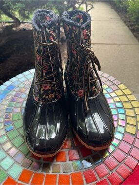 Sporto Black Winter Duck Boots